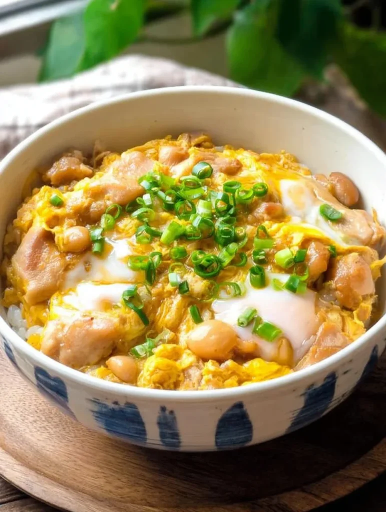 Oyakodon (Japanese Chicken & Egg Rice Bowl)